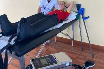 Silvia Navarro, portera del Rocasa y de la selección española, se recupera de su grave lesión en el Centro Mare de Telde/TA.